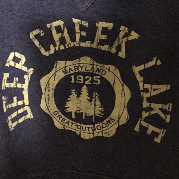 Crew neck - Picture 3 of 3